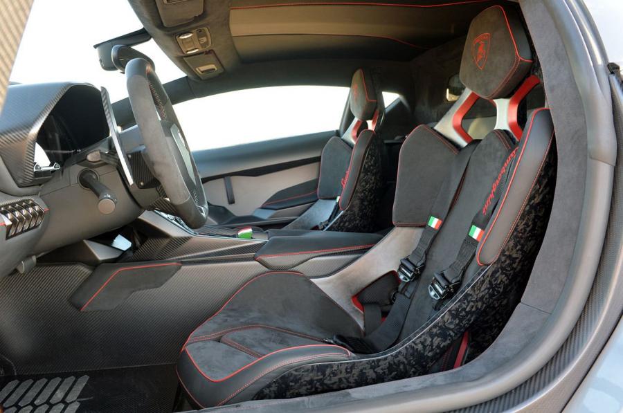  Lamborghini Veneno 2014 года  (фото 41 из 61)